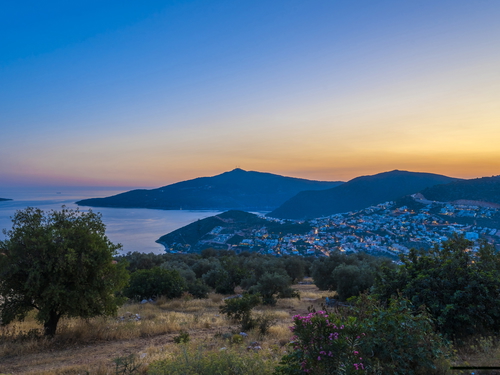  gece  -  Kasım
  | Kalkan Kördere’de Deniz Manzaralı Balayı Villası | Jakuzili, Hamamlı ve Isıtmalı Havuzlu